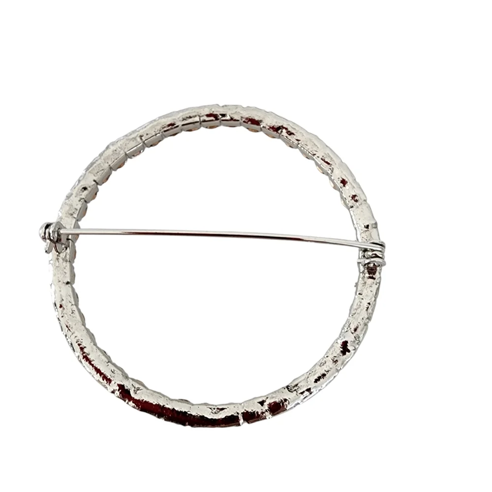 Vintage Brooch Pin Rhinestone circle brooch silver tone